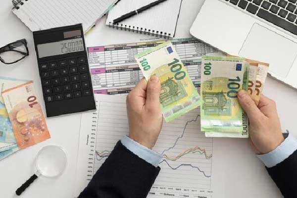 美联储理事库克对银行资本提案表达关切